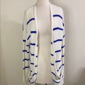 American Eagle Outfitters Cream and Blue Striped‎ Cardigan